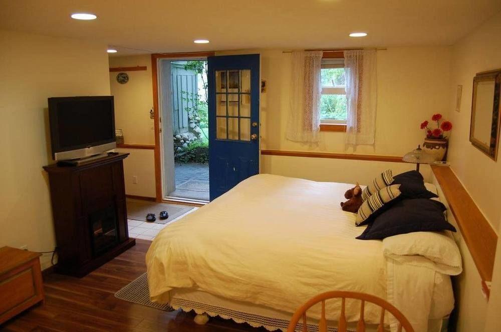 Belle Neige Suites: Whistler Esterno foto